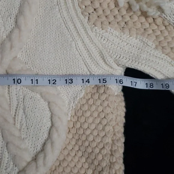 & Other Stories Chunky Cable Sweater Size XS - Picture 16 of 16
